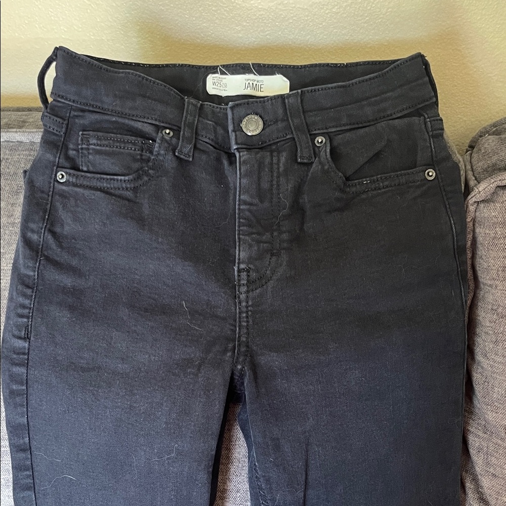 EUC Topshop Moto black skinny jeans size 25
